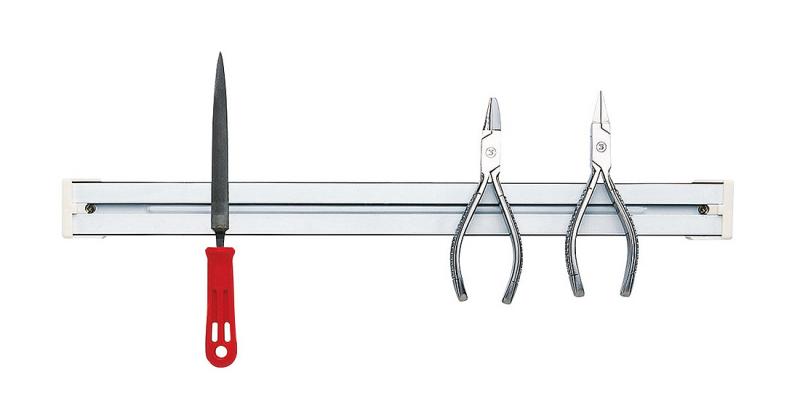 141108 - magnetická lišta pro uchycení nářadí, délka 50 cm