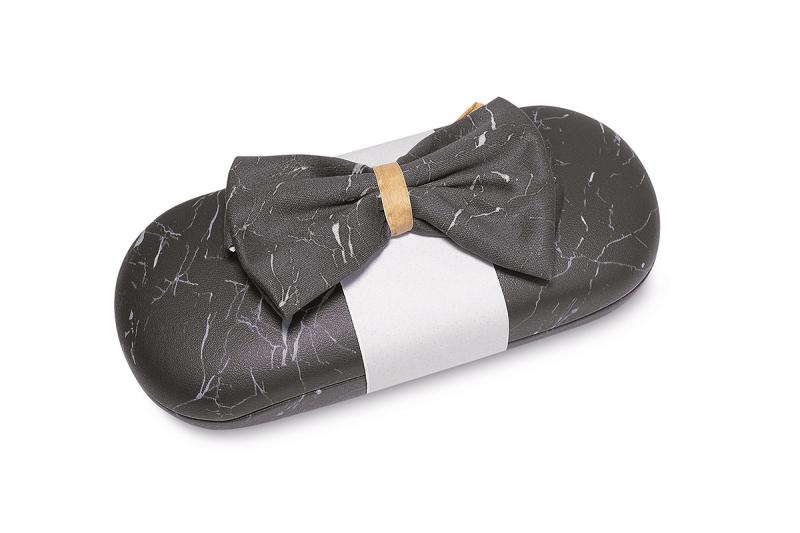 533000 - Fashion Line - pouzdro na brýle s utěrkou, Mramor, 1 ks