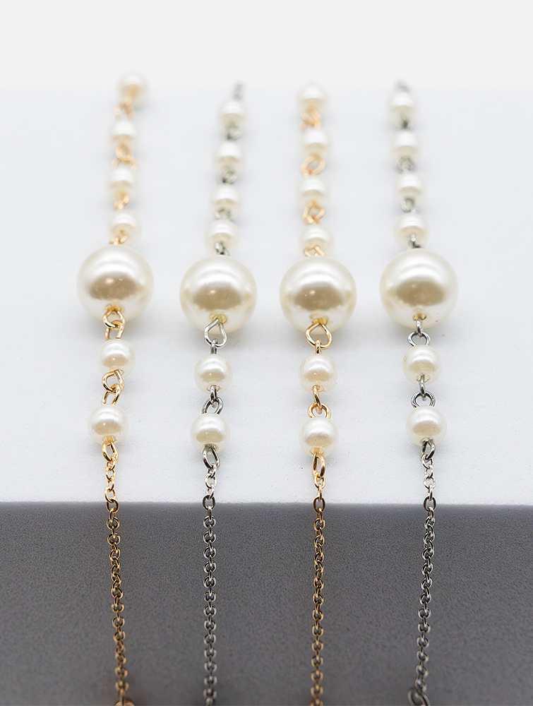 BK02 - INY - řetízek na brýle s perlami, stříbrný a zlatý, 4 ks