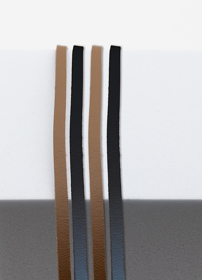 BK04 - INY - pásek na brýle z umělé kůže, hnědý a černý, 4 ks